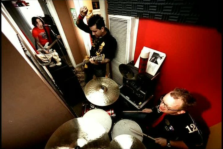 mxpx everything suck Mxpx everything suck