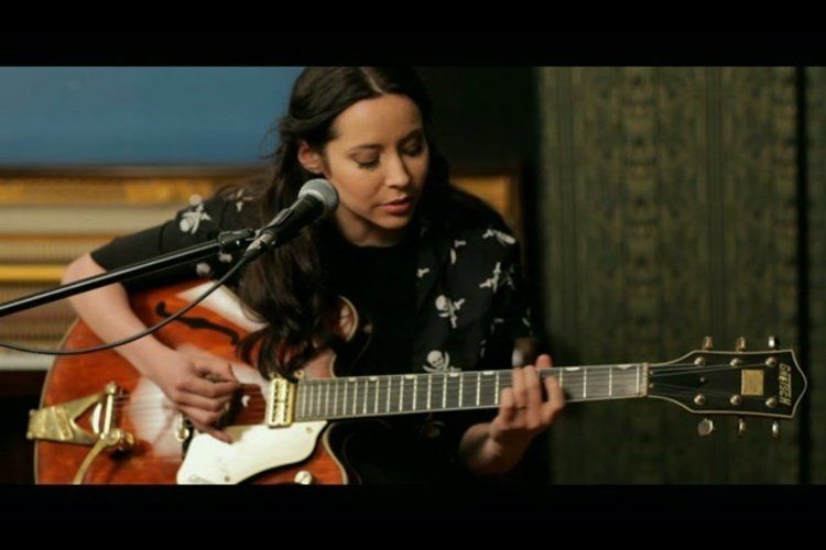 nerina pallot turn me on again