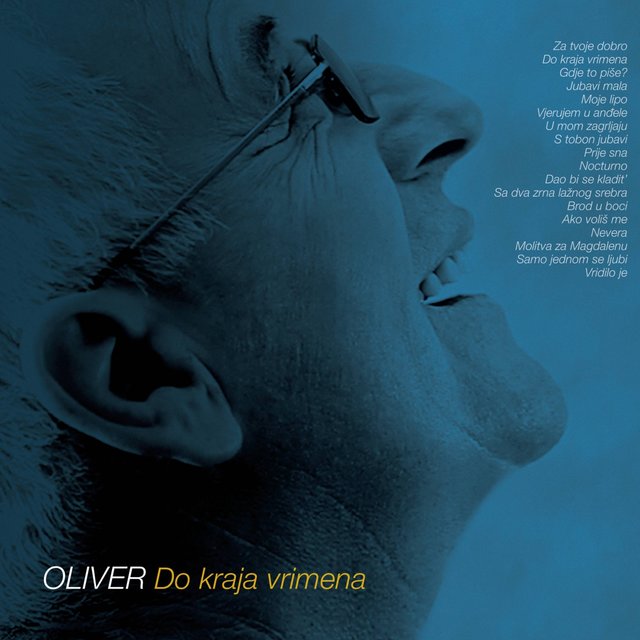 oliver u mom zagrljaju