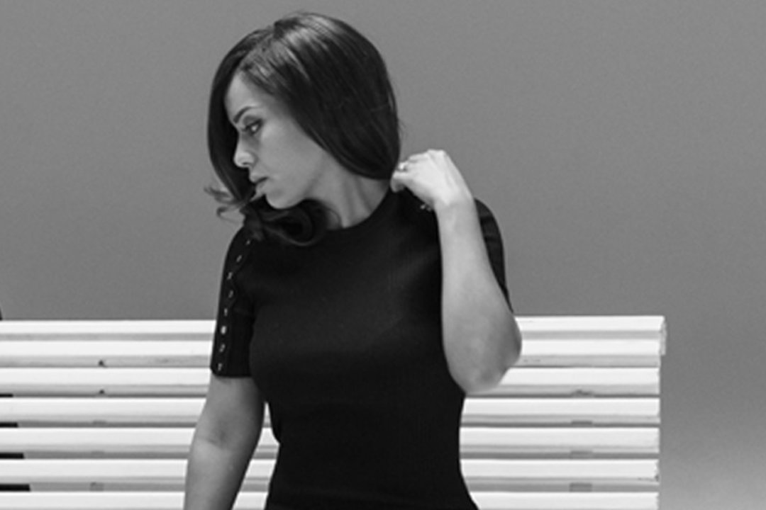 TÉLÉCHARGER NE RETIENS PAS TES LARMES AMEL BENT